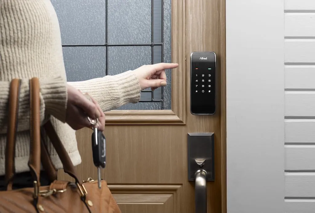 Alfred DB2 - Smart Door Lock