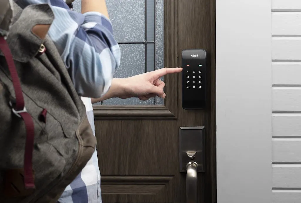 Alfred DB2 - Smart Door Lock
