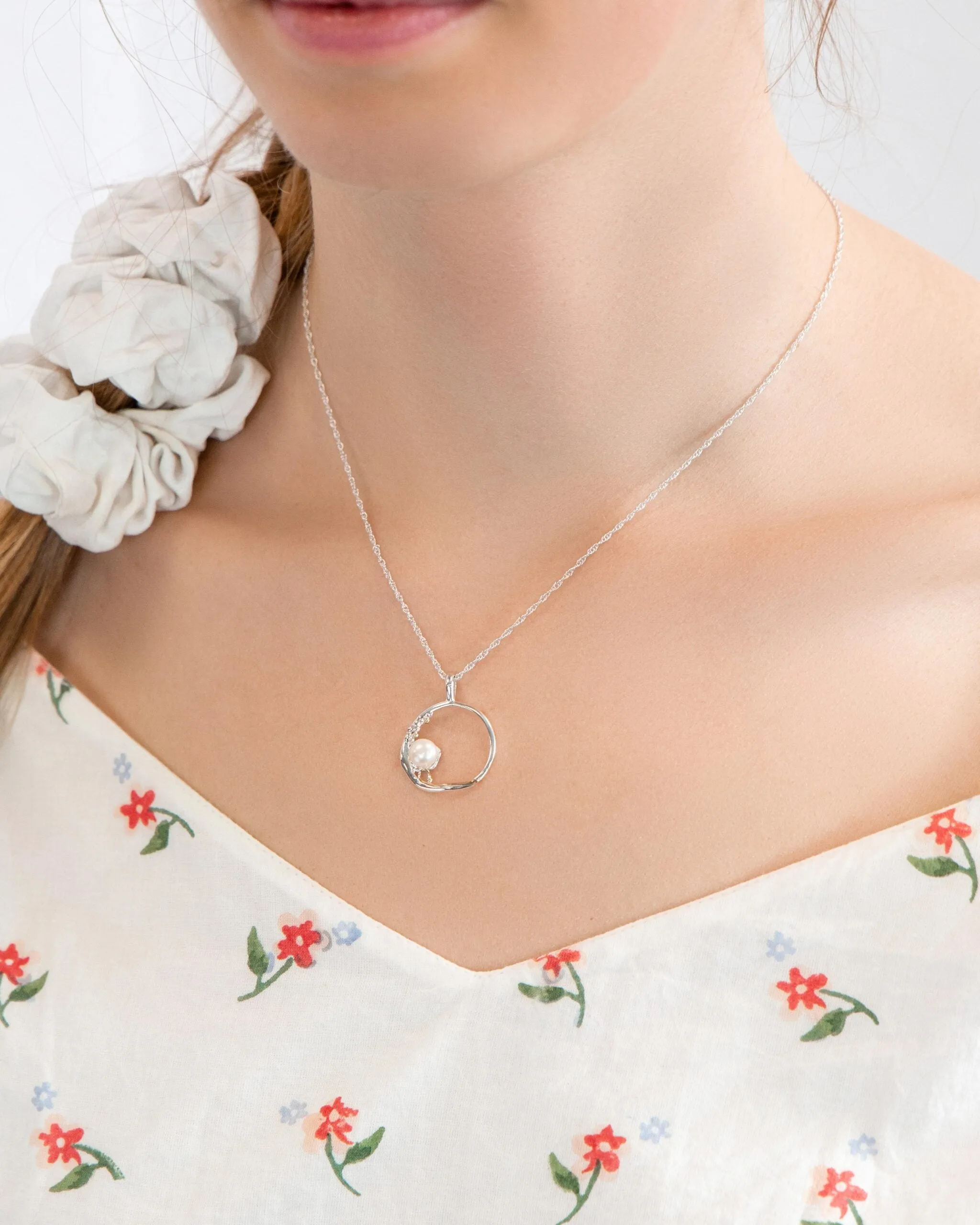 Banyan Oval Freshwater Pearl Necklace