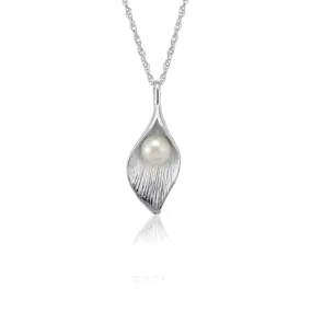 Banyan Silver Leaf Necklace With Pearl