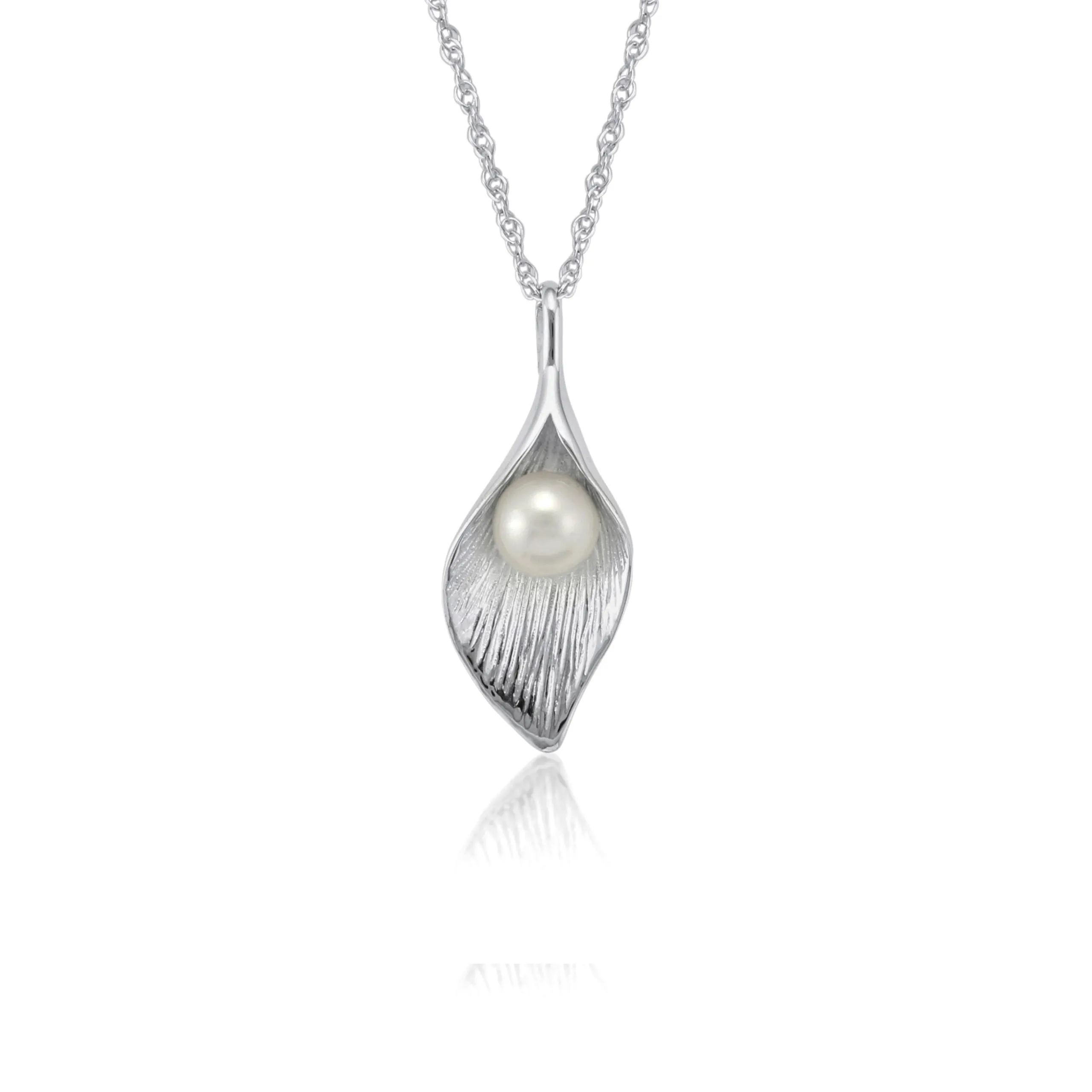 Banyan Silver Leaf Necklace With Pearl