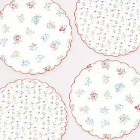 Ditsy Posy Scalloped Dinner Plates (x 8)