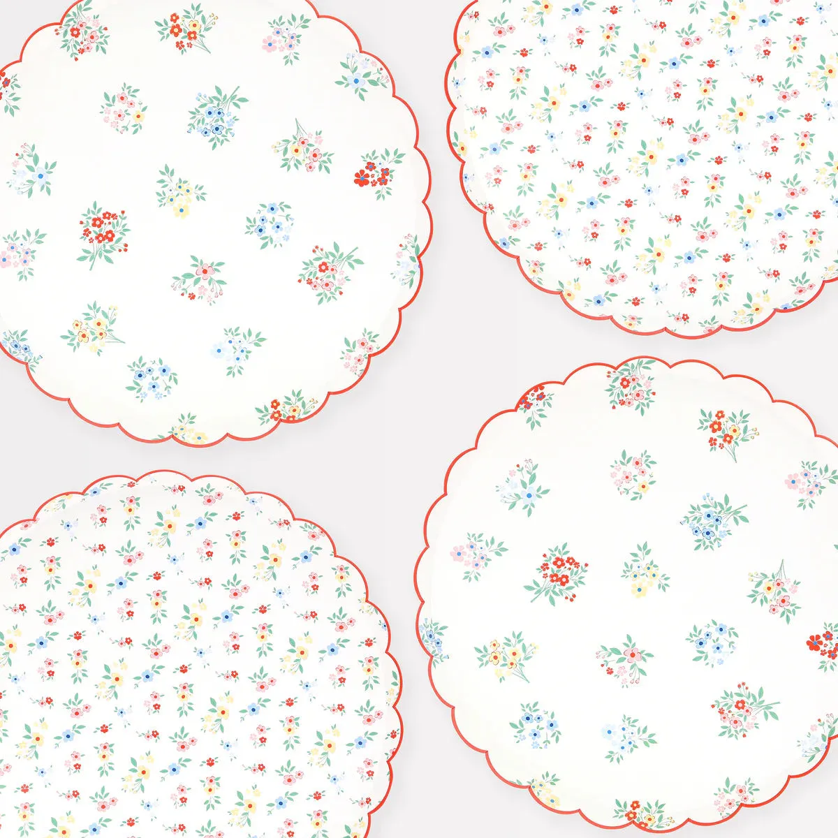 Ditsy Posy Scalloped Dinner Plates (x 8)