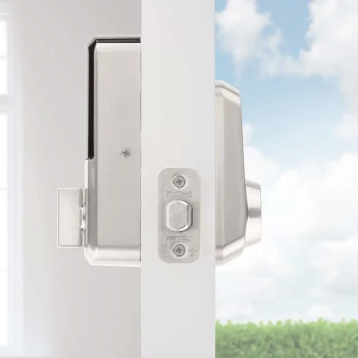 Kwikset Aura