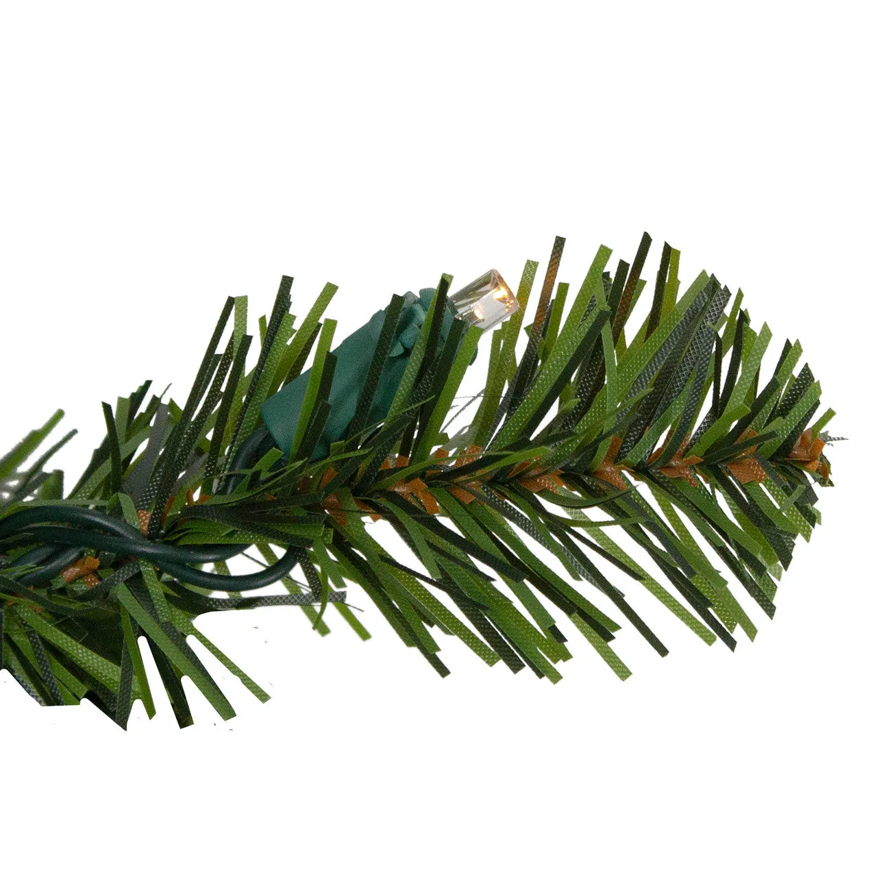 Pre-Lit LED Canadian Pine Artificial Christmas Wreath, 24-Inch, Clear Lights