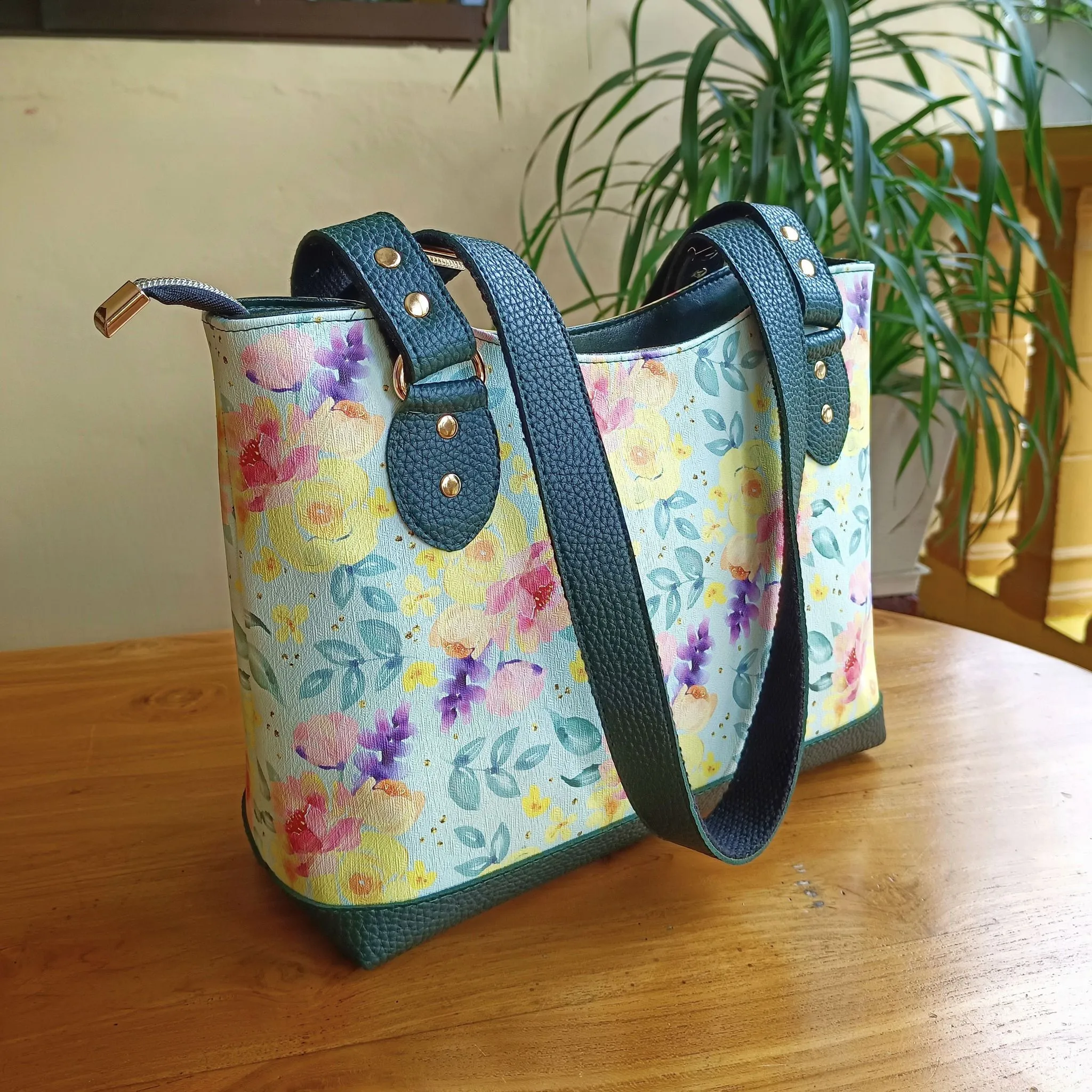Sewing Pattern with video | Laura Jean