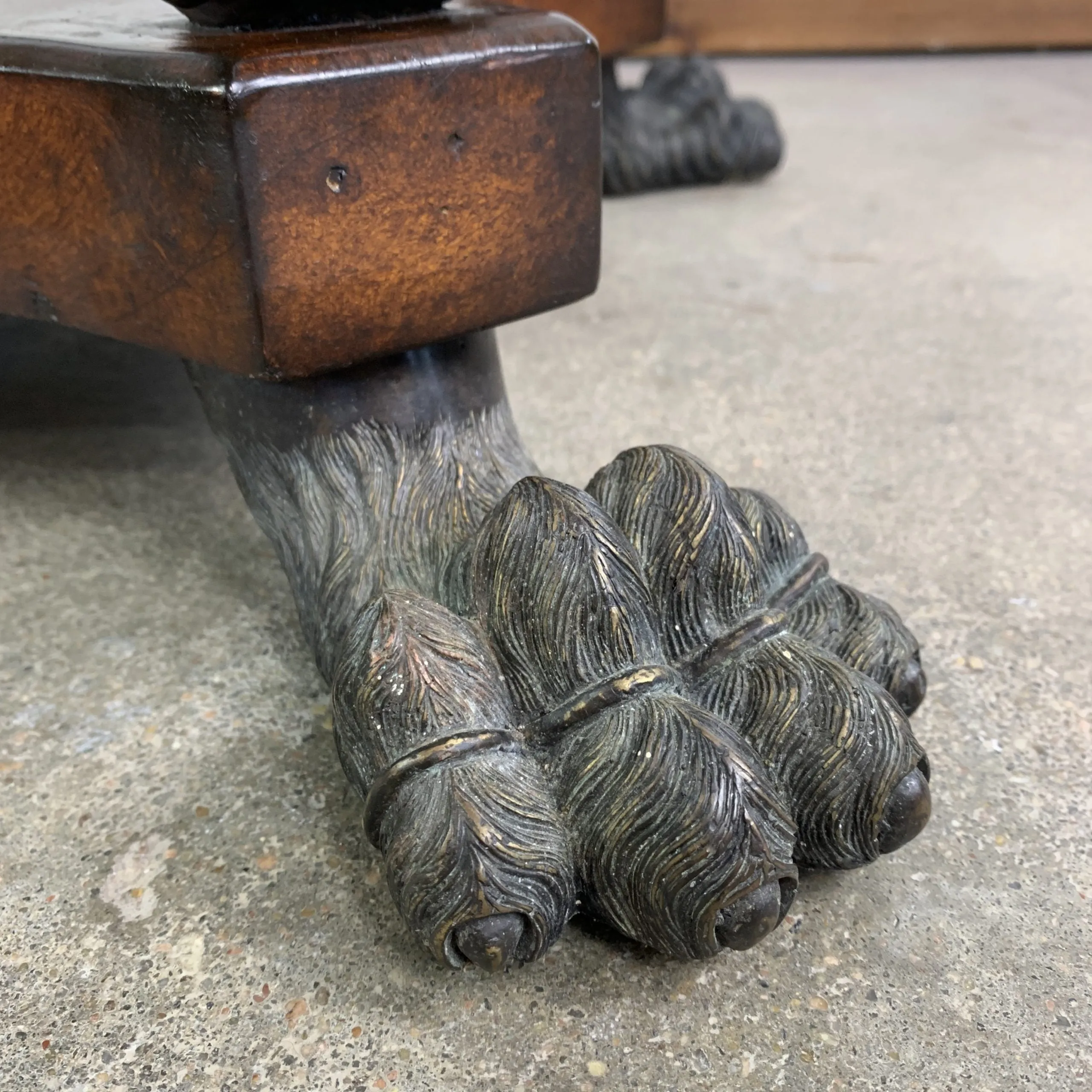 Theodore Alexander Entry Occasional Table